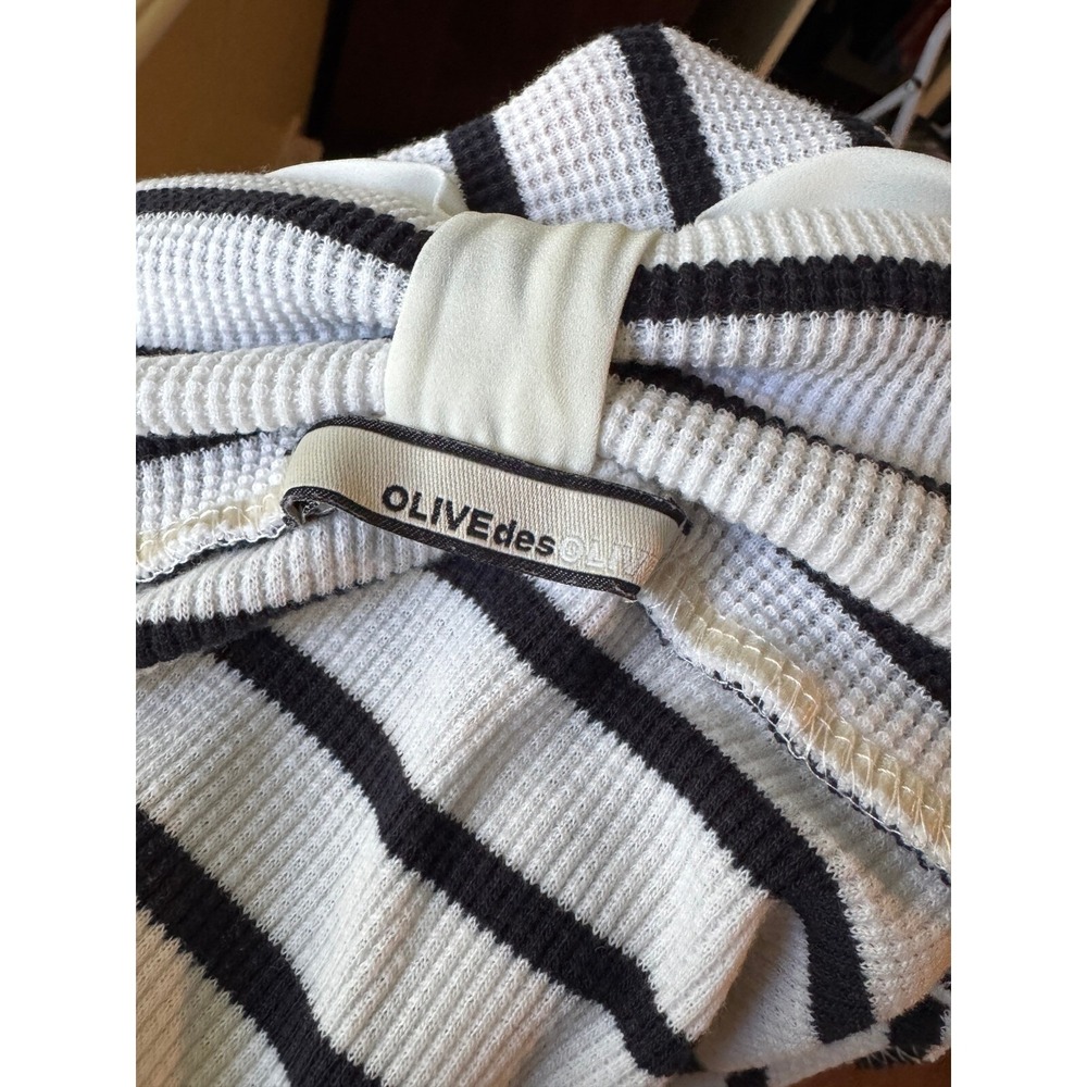 OLIVEdesOLIVE Striped off-the-shoulder Top Bow Back Short Sleeve Shirt - Picture 4 of 4
